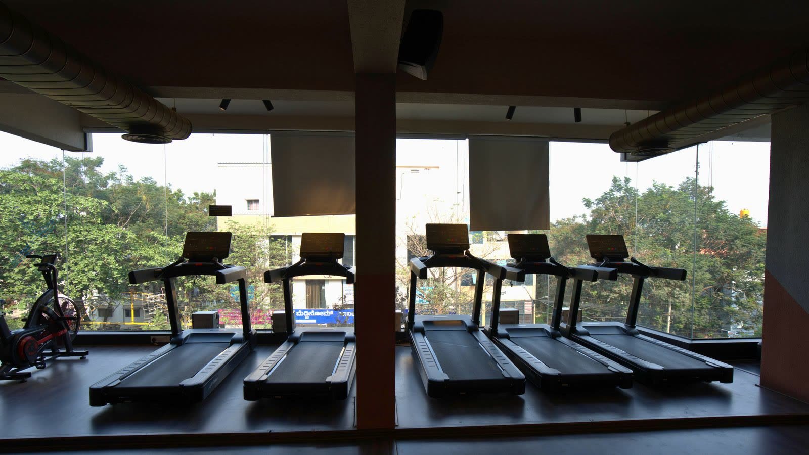 Kengeri &mdash; interior 6